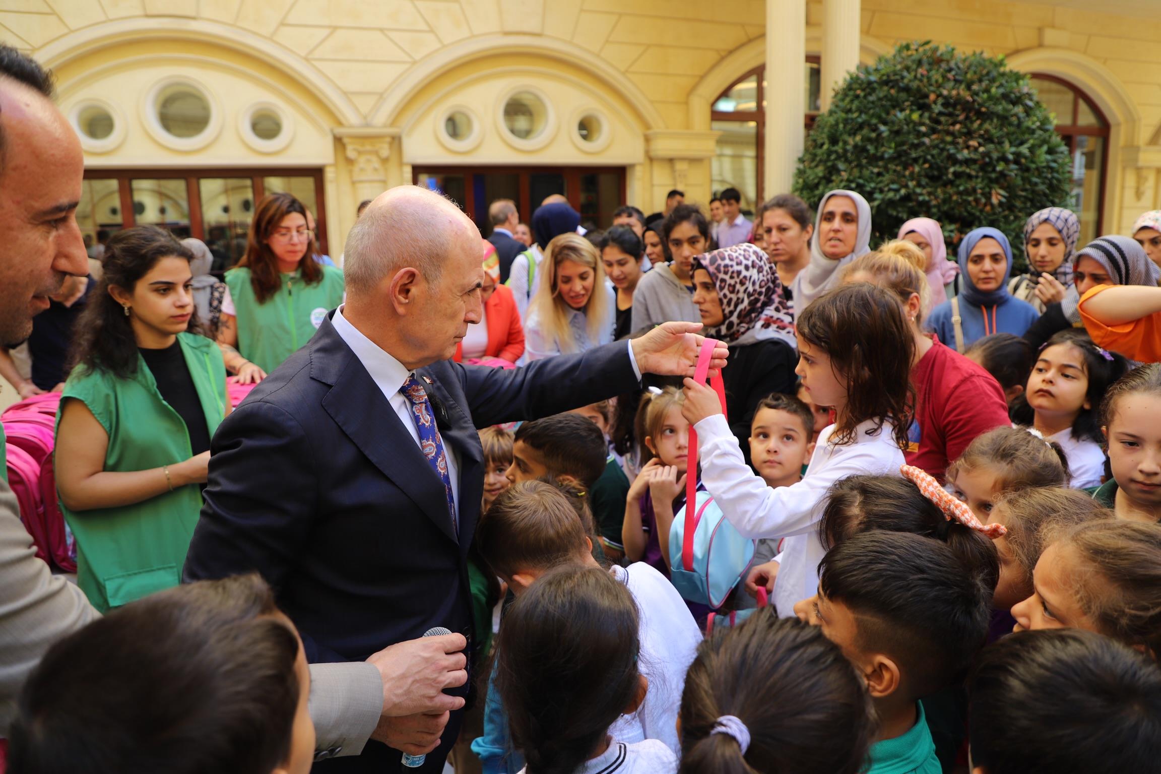 ‘’Belediye olarak her türlü eğitim desteğini vermeye devam edeceğiz’’