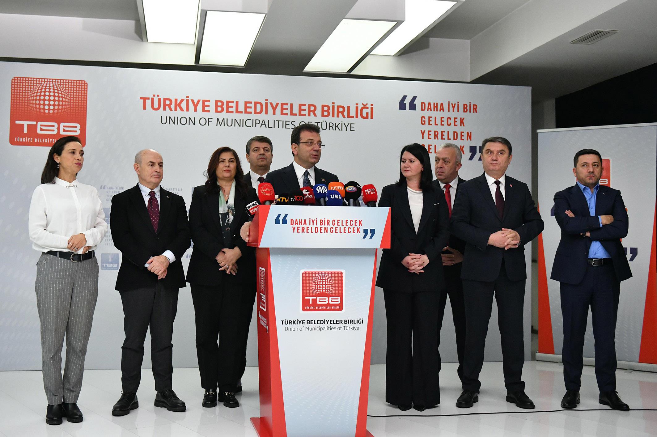 İMAMOĞLU: “TBB OLARAK SIĞINMACILARIN GÜVENLİ GERİ DÖNÜŞÜ İÇİN SORUMLULUKTAN KAÇMAYACAĞIZ”